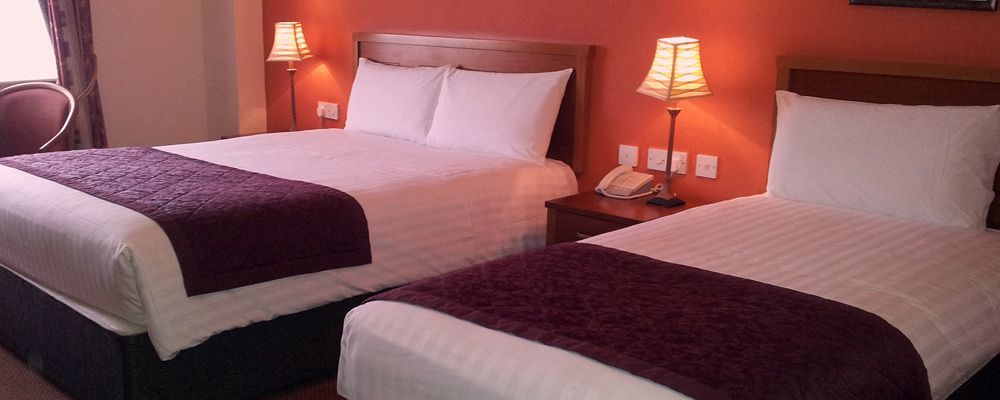 Carnegie Court 3* Swords