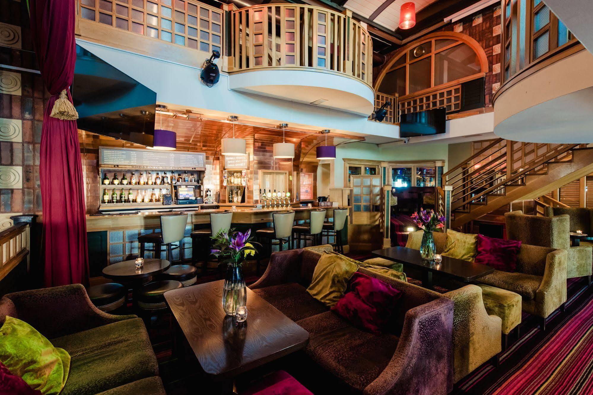 Hotel Carnegie Court 3*